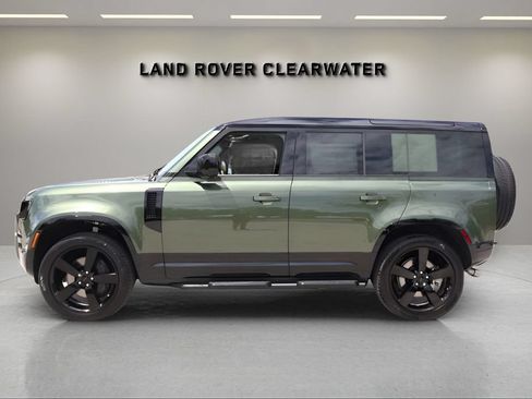 New 2026 Land Rover Defender 110 X-Dynamic SE AWD/4WD image 2