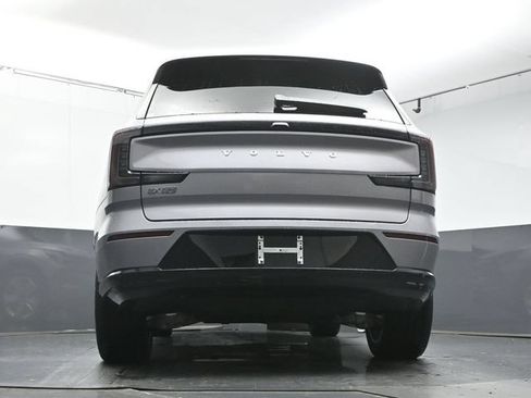 Used 2026 Volvo EX90 Plus RWD image 34