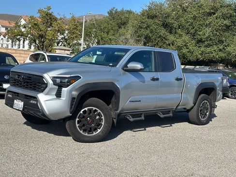 Used 2026 Toyota Tacoma TRD Off-Road w/ TRD Off Road Premium Package AWD/4WD image 1