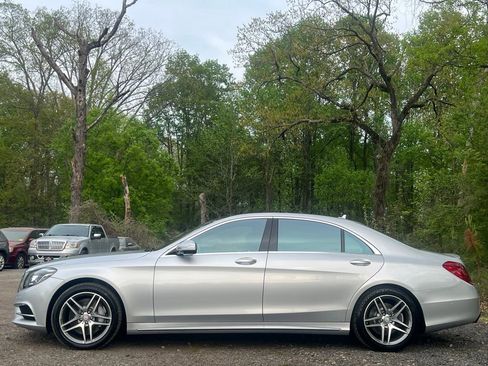 Used 2017 Mercedes-Benz S 550 4MATIC Sedan w/ Sport Package image 2