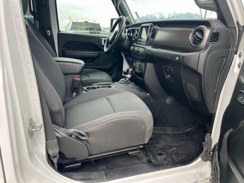 Used 2020 Jeep Wrangler Unlimited Sport AWD/4WD image 15
