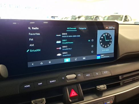 Used 2025 Kia K4 LXS image 15