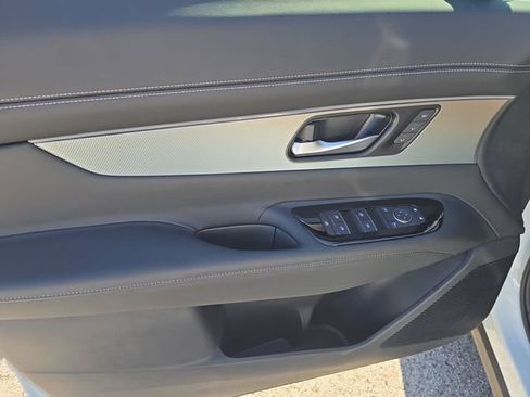 New 2025 Nissan Murano SL image 18