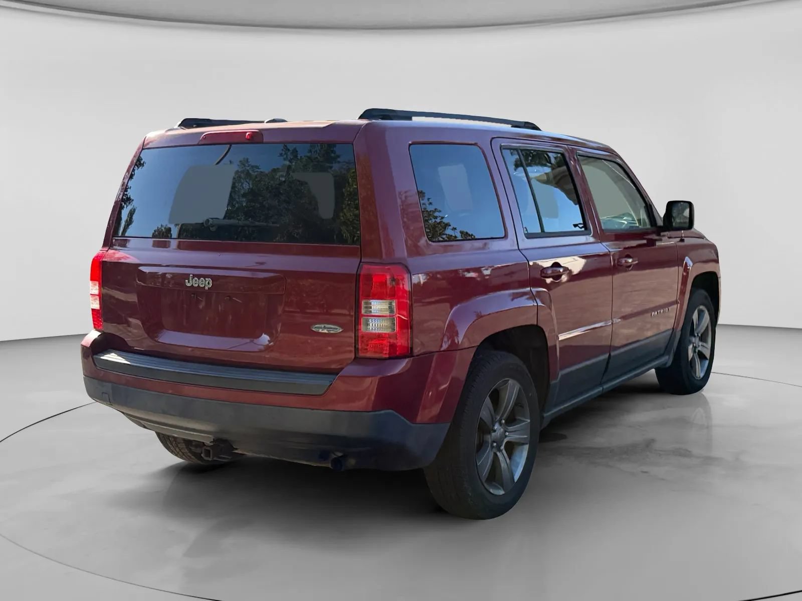 Used 2015 Jeep Patriot High Altitude FWD image 5