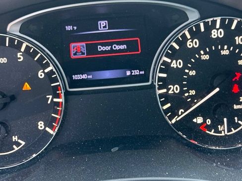 Used 2017 Nissan Altima 2.5 S FWD image 11