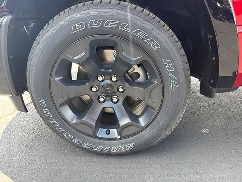 New 2026 RAM 1500 Big Horn AWD/4WD image 16