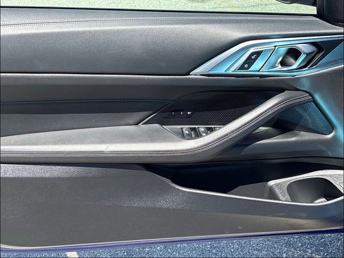 Used 2025 BMW M440i Convertible RWD image 15