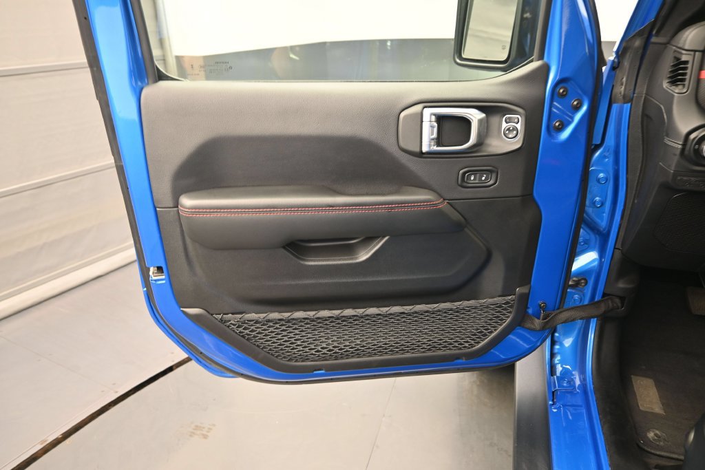 Used 2025 Jeep Wrangler Unlimited Rubicon AWD/4WD image 23