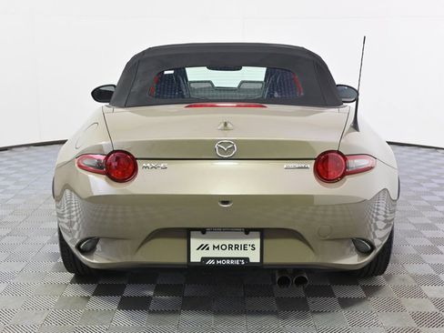 Used 2023 MAZDA MX-5 Miata Grand Touring RWD image 5