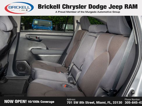 Used 2023 Toyota Highlander LE image 18