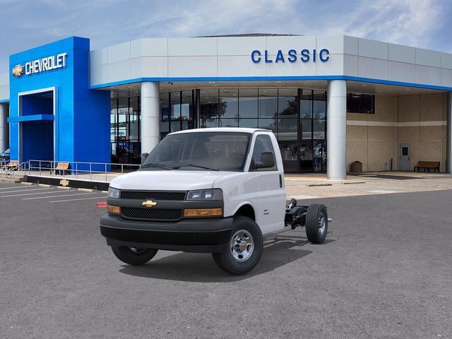 New 2026 Chevrolet Express 3500 w/ Power Convenience Package RWD image 8