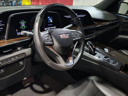 Used 2023 Cadillac Escalade Luxury AWD/4WD image 26