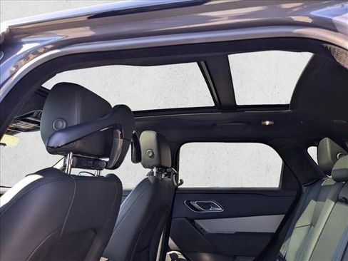 Used 2025 Land Rover Range Rover Velar S image 20