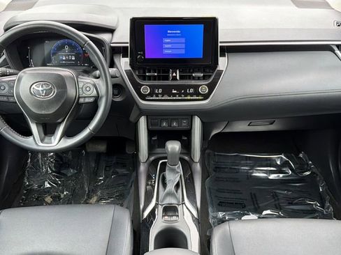Certified 2025 Toyota Corolla Cross XLE AWD/4WD image 35