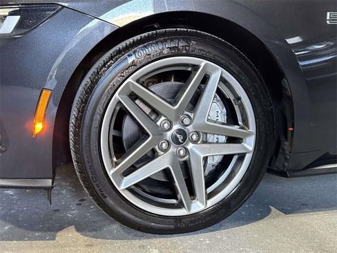 Used 2024 Ford Mustang GT Premium image 9
