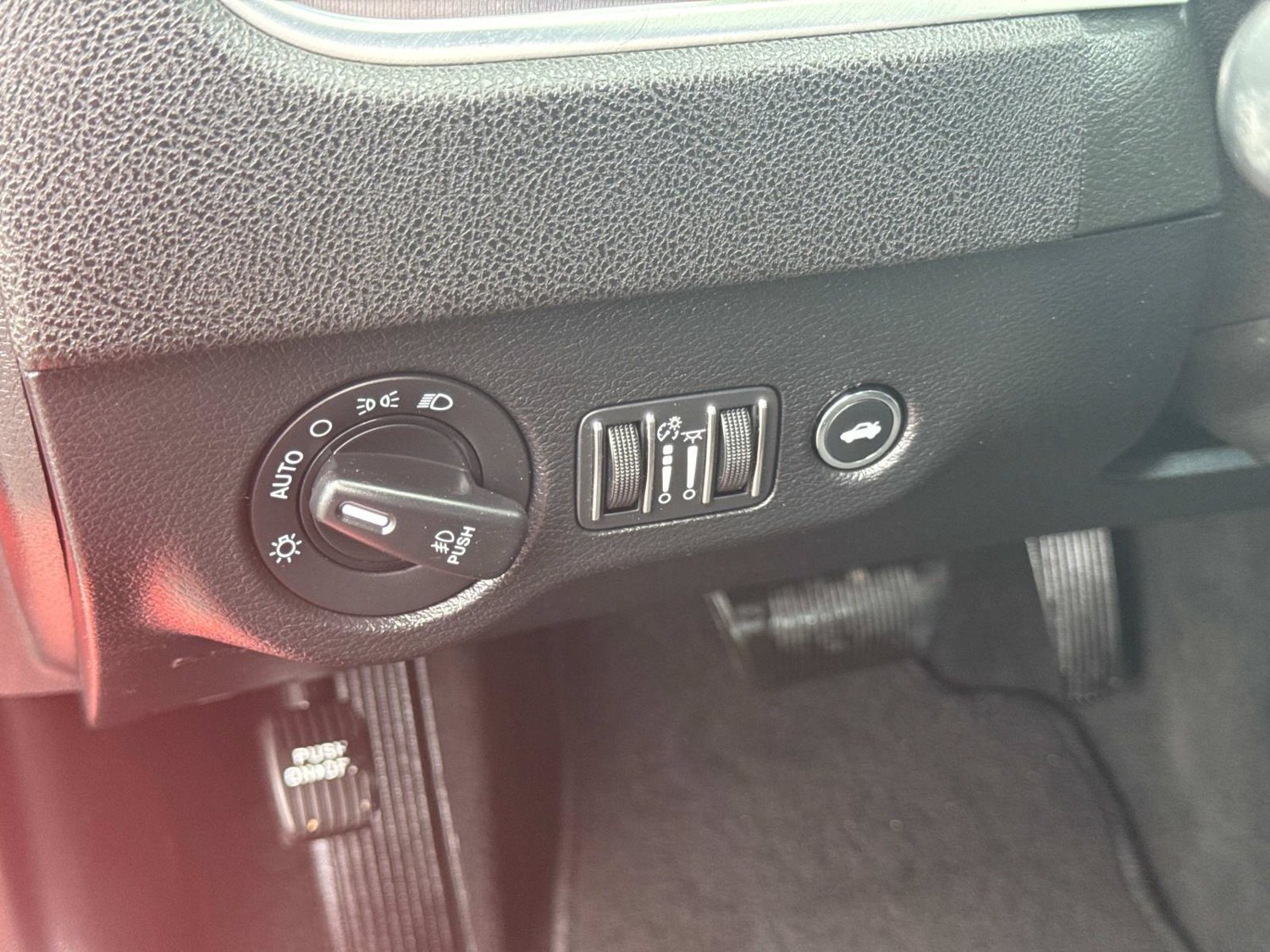 Used 2021 Dodge Charger R/T RWD image 28