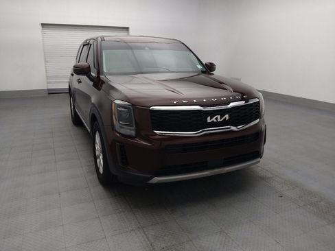 Used 2022 Kia Telluride LX AWD/4WD image 14