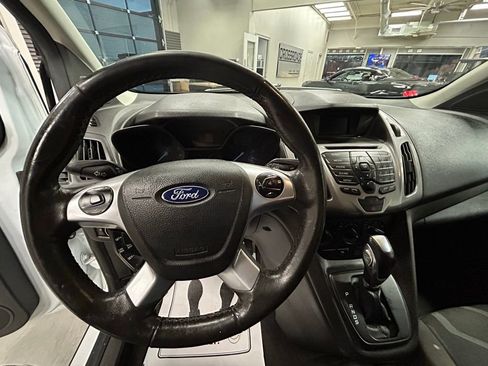 Used 2018 Ford Transit Connect XLT image 8