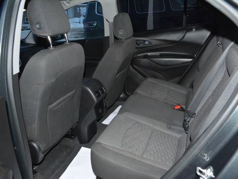 Used 2018 Chevrolet Equinox LT image 11