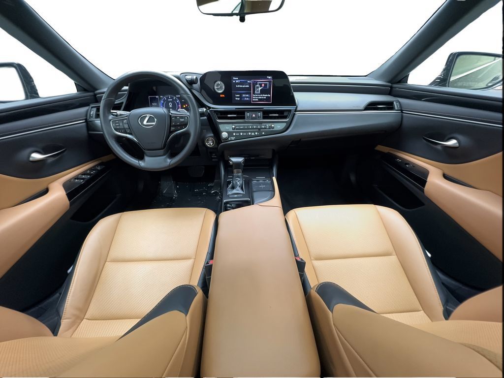 Used 2022 Lexus ES 250 w/ Accessory Package AWD/4WD image 40
