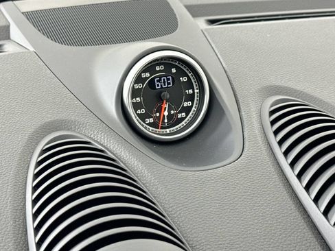 Certified 2025 Porsche 718 Cayman GTS RWD image 17