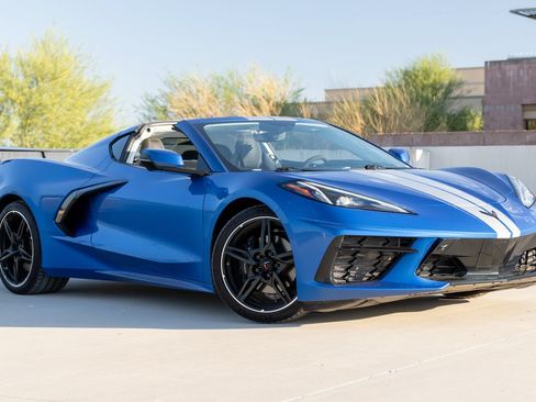 Used 2020 Chevrolet Corvette Stingray Premium Cpe w/ 3LT Preferred Equipment Group RWD image 12