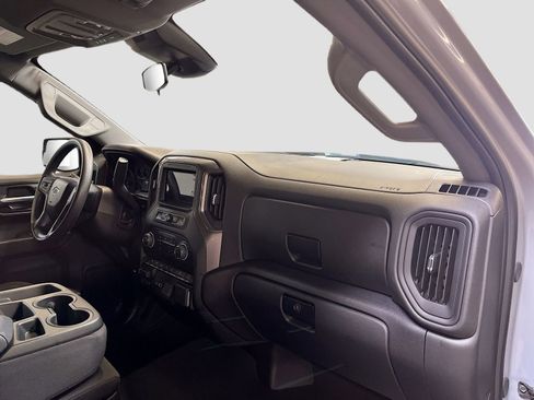 Used 2025 Chevrolet Silverado 1500 Custom Trail Boss AWD/4WD image 27