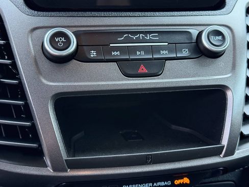 Used 2019 Ford Transit Connect XLT FWD image 22