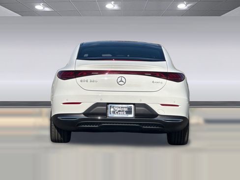 Used 2026 Mercedes-Benz EQE 320 4MATIC Sedan image 10