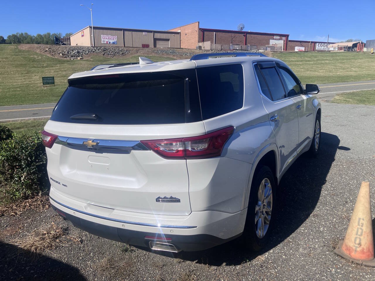 Used 2018 Chevrolet Traverse High Country AWD/4WD image 5