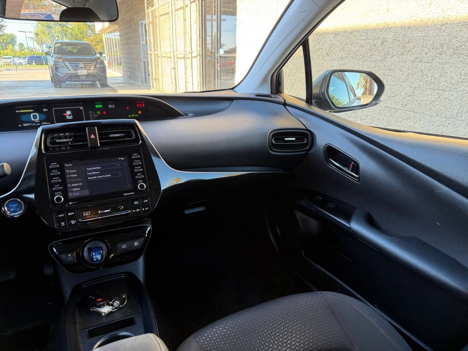 Used 2022 Toyota Prius LE FWD image 32