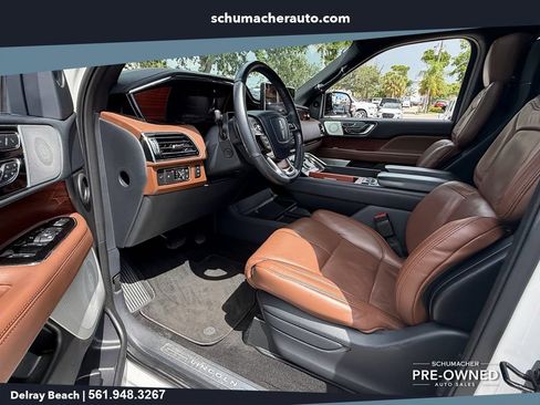 Used 2022 Lincoln Navigator L Reserve RWD image 12