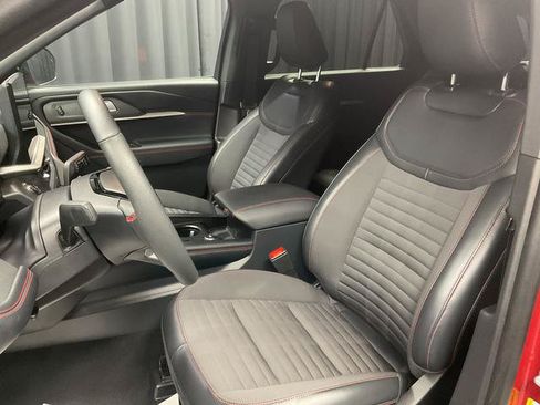 Used 2026 Ford Explorer ST-Line AWD/4WD image 14