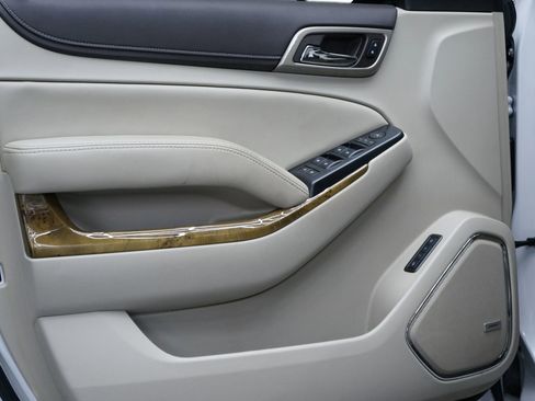 Used 2016 GMC Yukon XL Denali w/ Open Road Package image 25