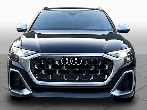 Certified 2024 Audi SQ8 Premium Plus w/ S Sport Package AWD/4WD image 4
