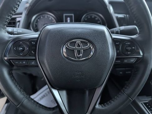Used 2024 Toyota Camry SE FWD image 15