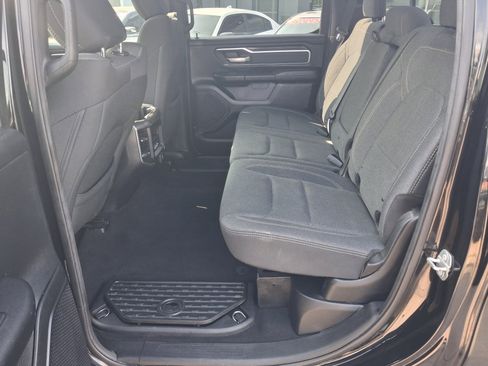 Used 2019 RAM 1500 Big Horn AWD/4WD image 5