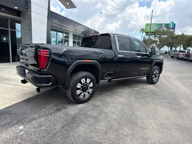 Used 2024 GMC Sierra 2500 Denali w/ Denali Reserve Package AWD/4WD image 9