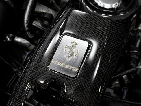 Used 2018 Ferrari 488 GTB image 39