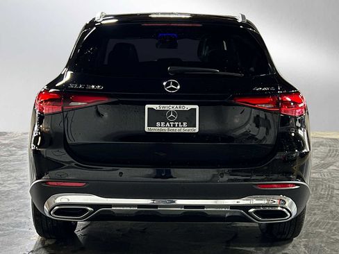 Used 2026 Mercedes-Benz GLC 300 4MATIC image 4