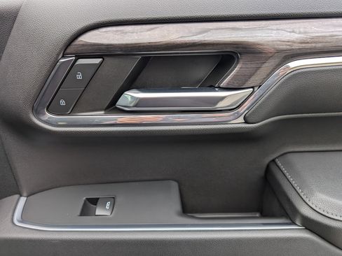 Used 2024 Chevrolet Silverado 1500 LTZ image 20