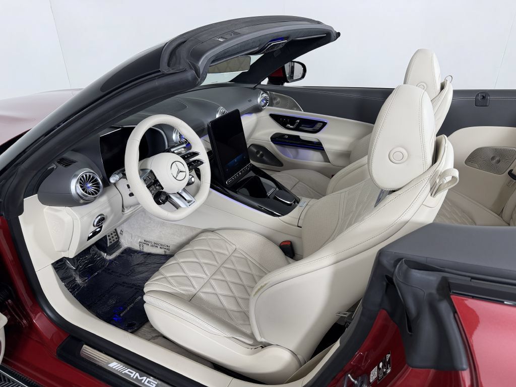 Used 2024 Mercedes-Benz SL 43 AMG image 45