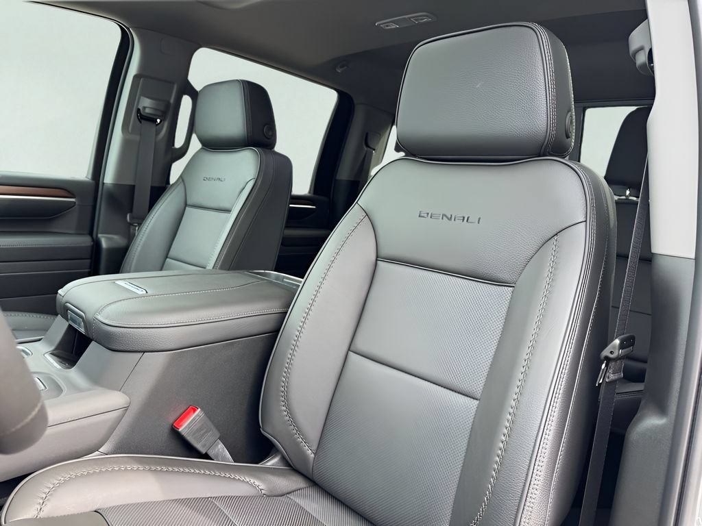 New 2026 GMC Sierra 2500 Denali w/ Denali Reserve Package AWD/4WD image 9
