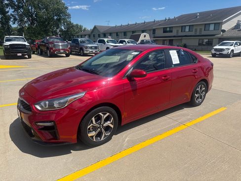 Used 2019 Kia Forte LXS FWD image 7