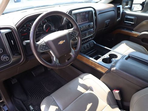 Used 2015 Chevrolet Silverado 3500 LTZ AWD/4WD image 12