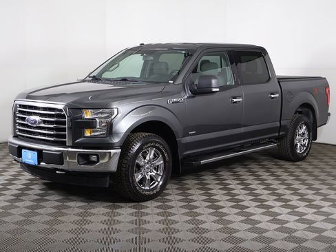 Used 2017 Ford F150 XLT w/ Equipment Group 302A Luxury image 6
