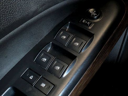Used 2018 GMC Canyon Denali AWD/4WD image 18