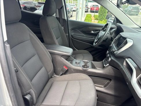 Used 2022 GMC Terrain SLE w/ Driver Convenience Package FWD image 21
