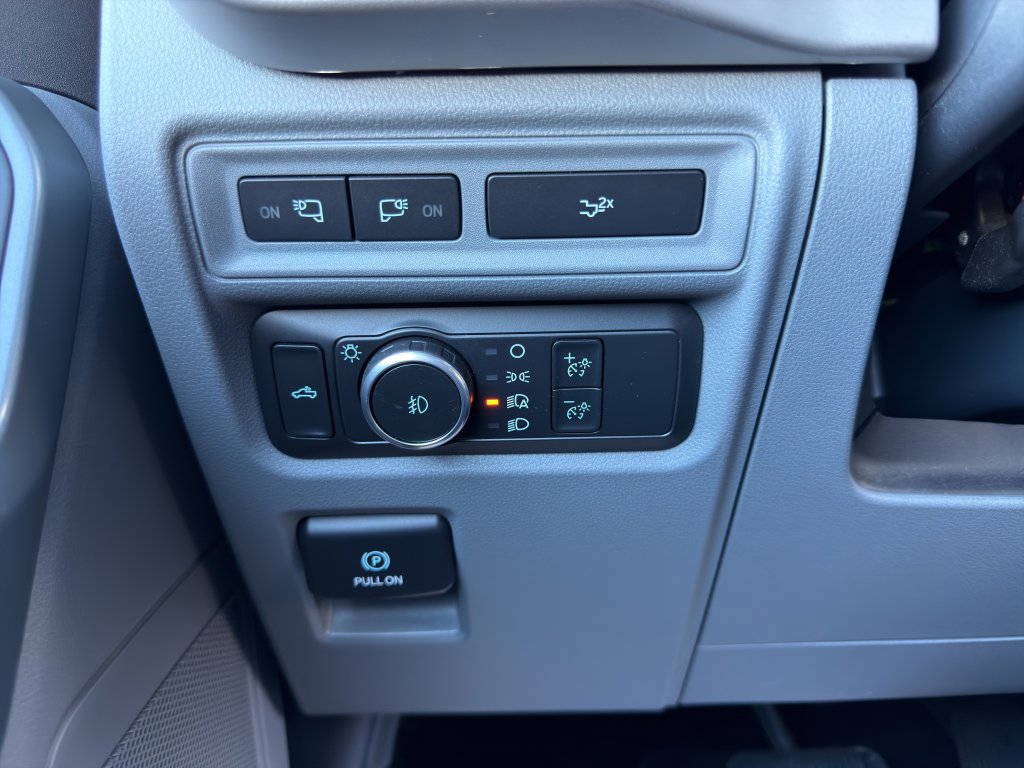 Used 2022 Ford F150 XLT AWD/4WD image 32