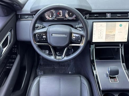 Used 2026 Land Rover Range Rover Velar Dynamic SE AWD/4WD image 17